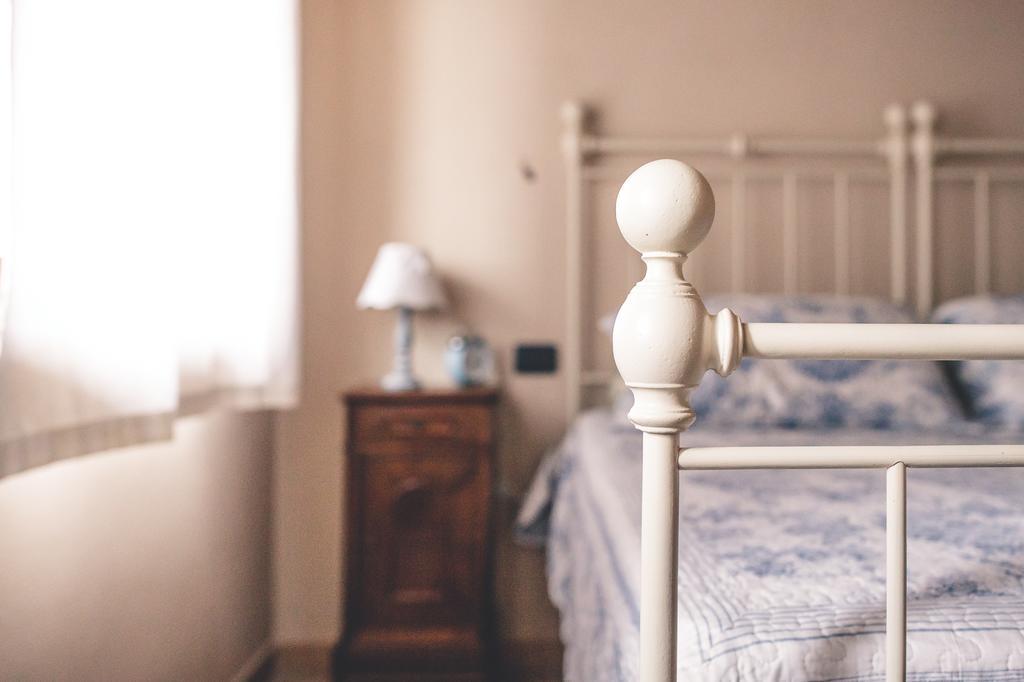 Agriturismo Casal San Sergio ฟอสซอมโบรเน ภายนอก รูปภาพ