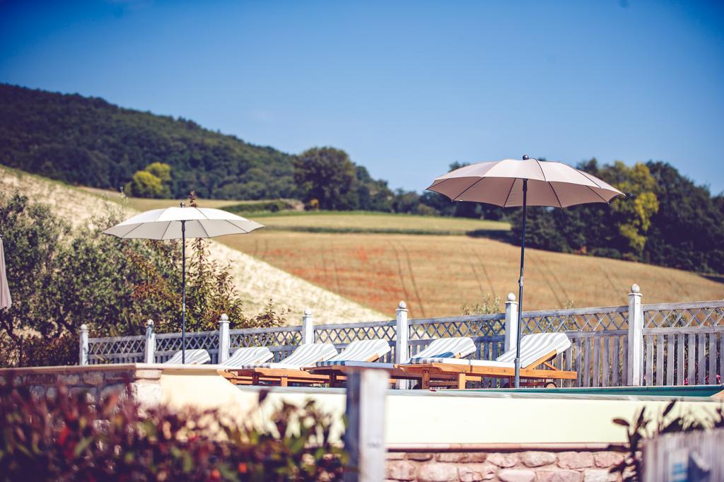Agriturismo Casal San Sergio ฟอสซอมโบรเน ภายนอก รูปภาพ